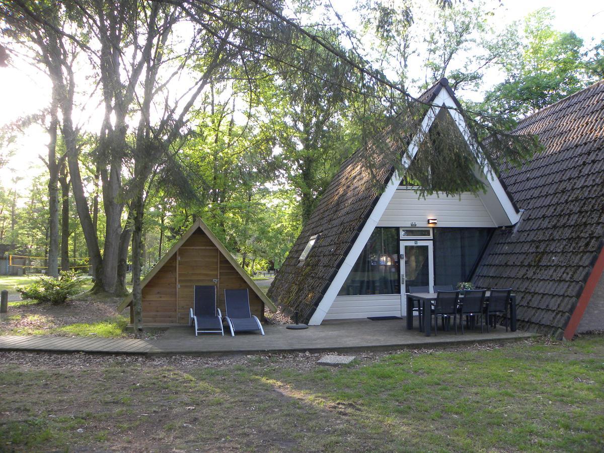 Bungalows Bospark Te Stramproy Экстерьер фото